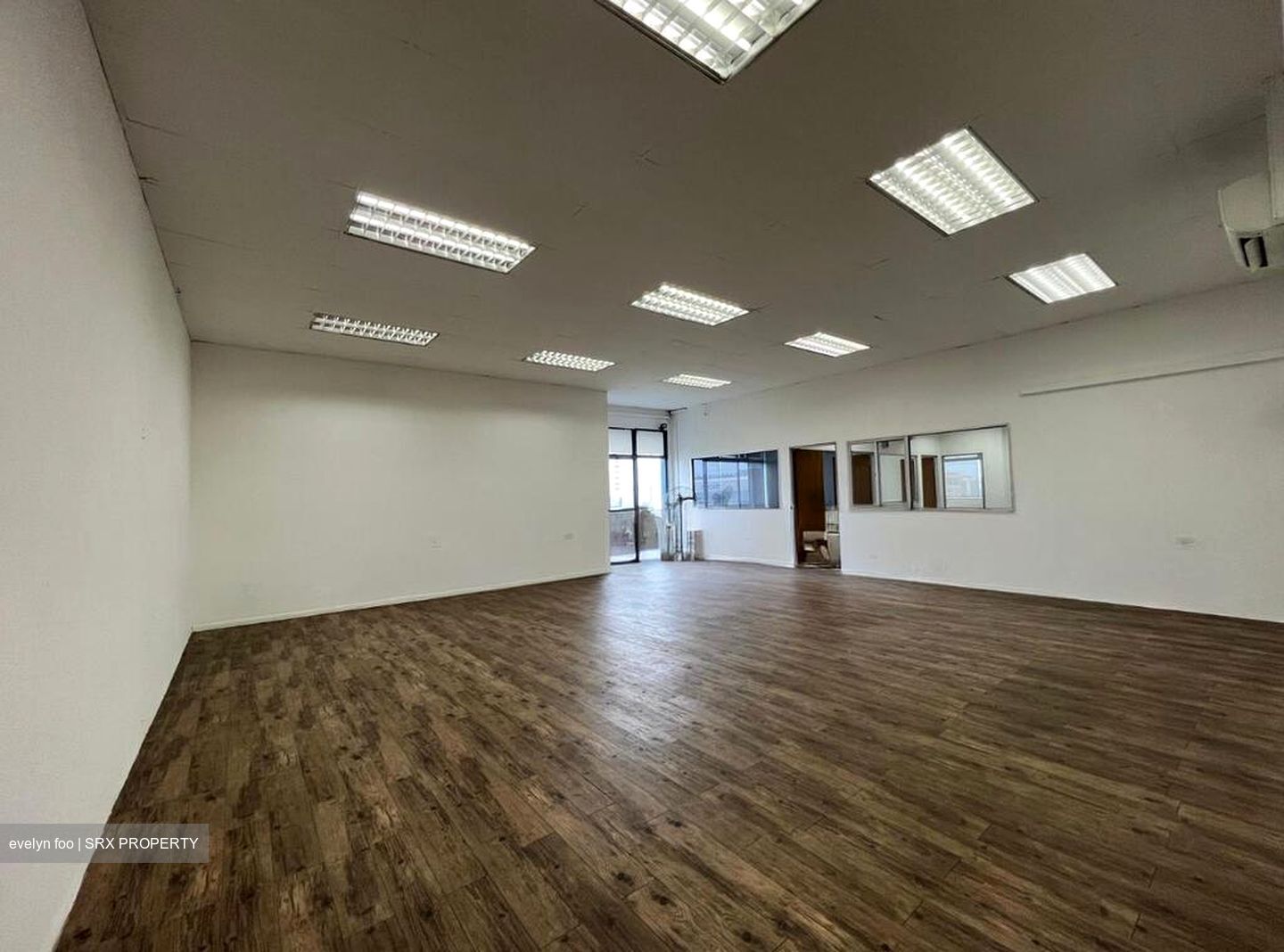 Admiralty Industrial Park (D27), Factory #516201541